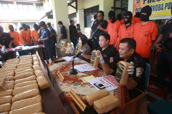 NARKOBA DI LAPAS : Ancaman Penjara di Nusakambangan atau Gunung Sindur
