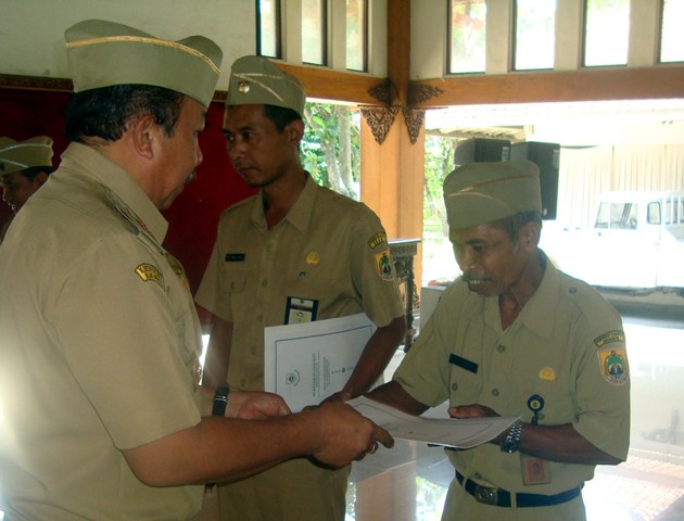 KINERJA PNS : Kenaikan Pangkat 268 PNS Sragen Tertunda