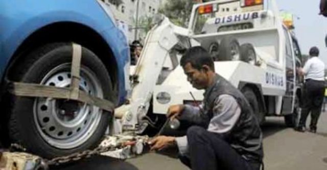Mulai Hari Ini Dishub Solo Buka Layanan Derek Gratis