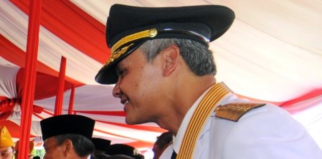PILKADA 2018 : Sebelum Cuti, Ganjar Lantik 5 Penjabat Kepala Daerah