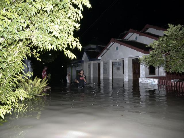 BANJIR SOLO : 5 RW Terdampak, Puluhan Rumah di Tipes Tergenang