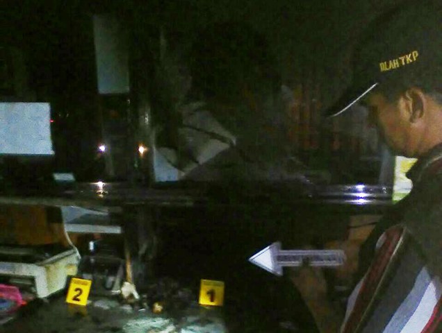 KEBAKARAN SRAGEN : Waduh, Ruang Kasir Pegadaian Sragen Terbakar