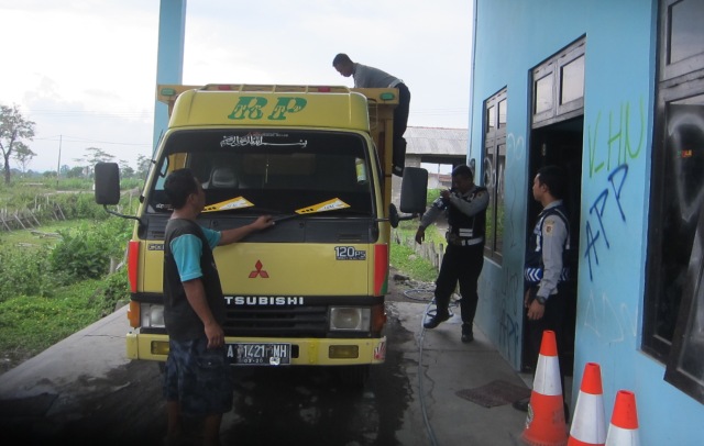 PERTAMBANGAN KLATEN : Program Saber Pungli Bikin Sopir Truk Galian C Lega