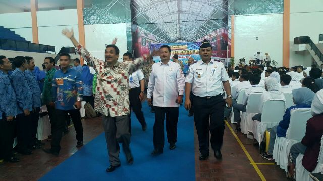 KORUPSI MADIUN : Wali Kota Madiun Ogah Komentari Statusnya Sebagai Tersangka Gratifikasi