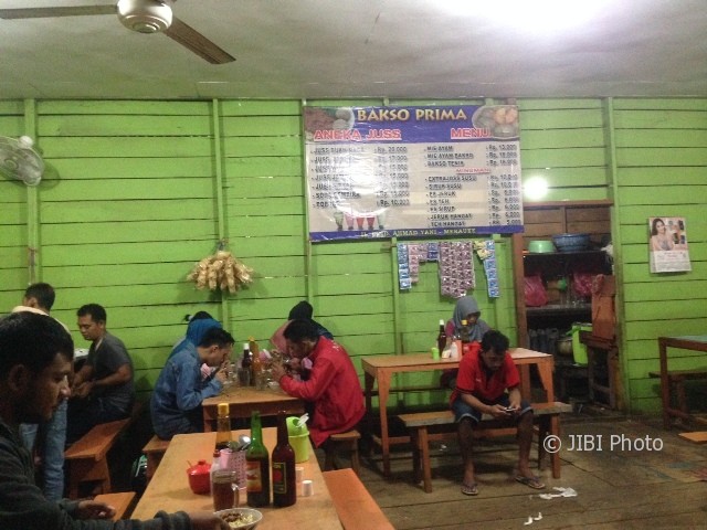 KISAH INSPIRATIF : Di Merauke, Bakso Jumapolo Karanganyar Ngehits, Raup Laba Rp5 Juta/Hari