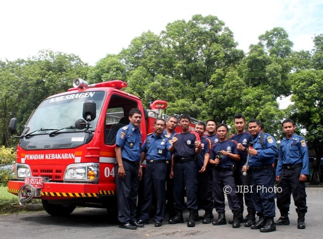 Layanan Damkar Sragen Diperluas, 1 Eks Kawedanan 1 Unit Damkar