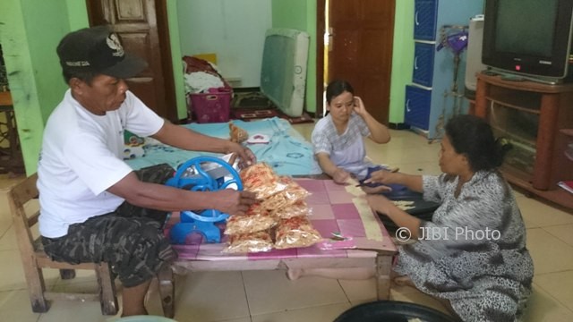 PELUANG USAHA : Cumi-Cumi Colomadu Karanganyar Sering Dipesan Pejabat