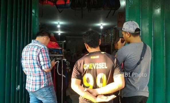 Sisir Toko di Solo, Polda Jateng Sita Ratusan Sepatu Merek Nike Palsu