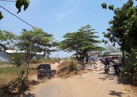 INFRASTRUKTUR KARANGANYAR : Jembatan Jungke-Lalung Diperbaiki, Kendaraan Terpaksa lewat Sawah