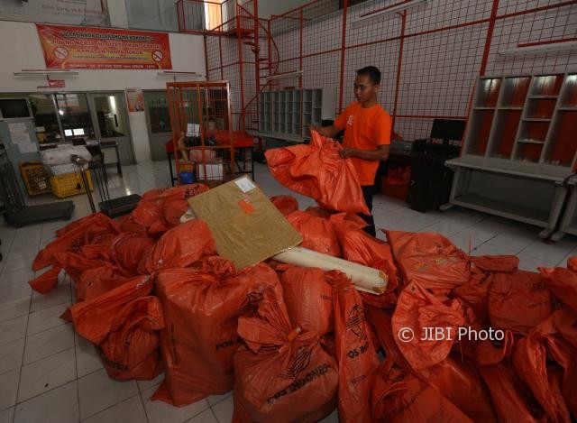 Kantor Pos Solo Layani Pick Up Gratis dan Diskon 40%