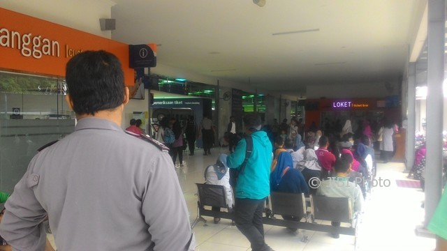 Dilarang Masuk Stasiun Balapan, Pasoepati Adu Mulut dengan Polsuska