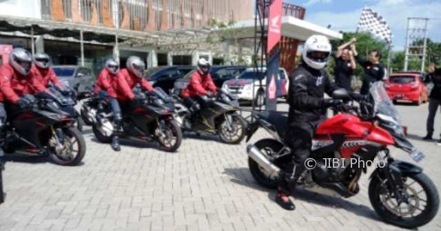 MOTOR HONDA : Ribuan Bikers Ramaikan HBD 2017, Bos Honda Ikut Juga…