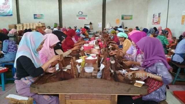Cukai Tembakau Bakal Dinaikkan Lagi, Pengusaha Rokok Kudus Tak Risau