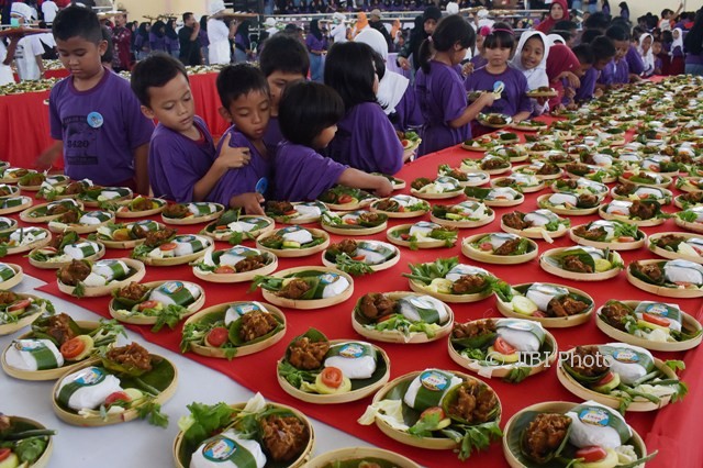 Sajian 3.420 Porsi Rica-Rica Kelinci di Magetan Masuk Rekor Muri