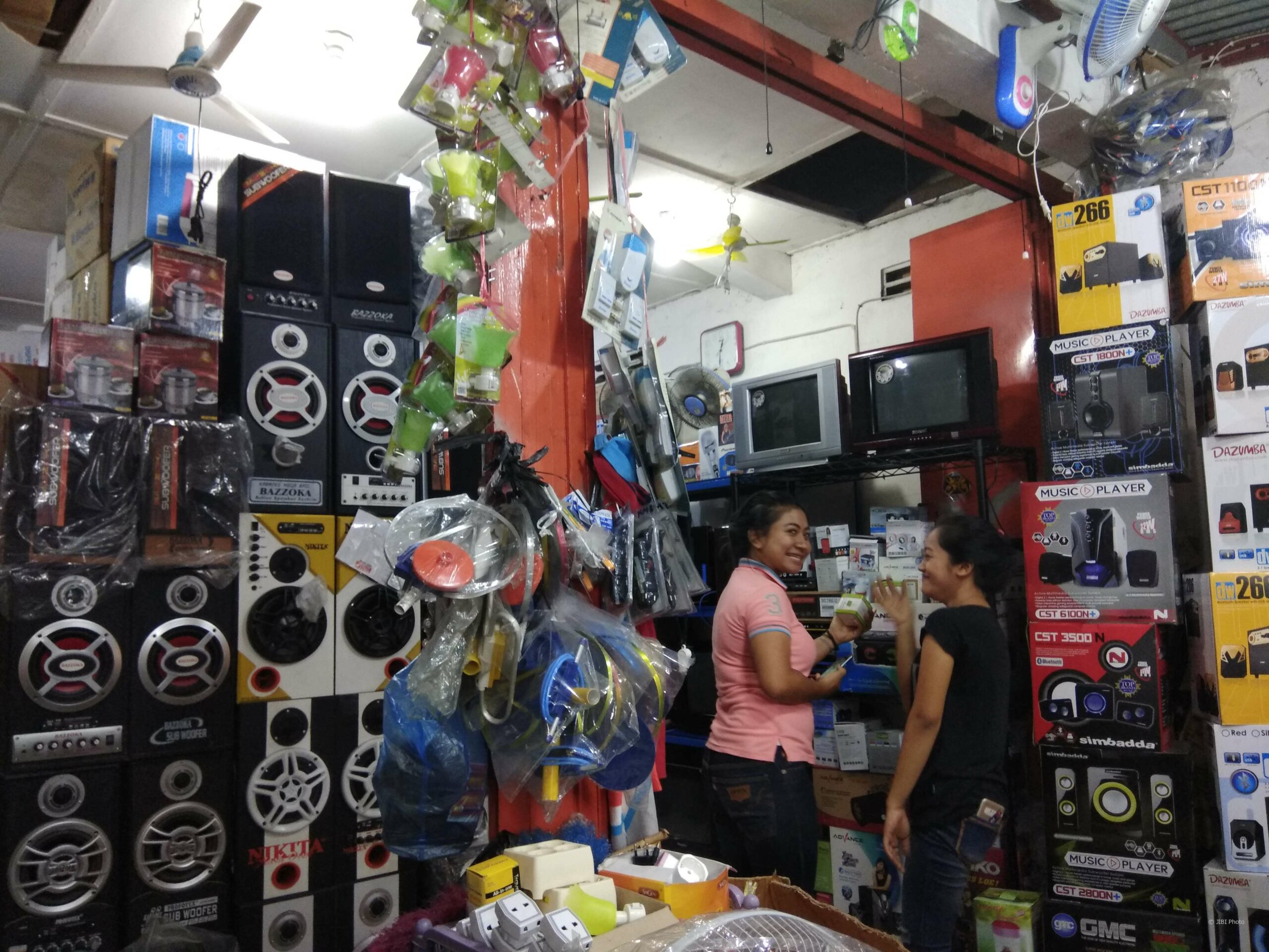 Daya Beli Lesu, Pembelian Produk Elektronik Turun 30%