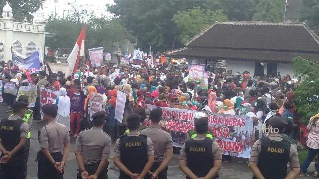 Warga Nguter Terdampak Bau Limbah PT RUM Sukoharjo Mengadu ke Polda Jateng