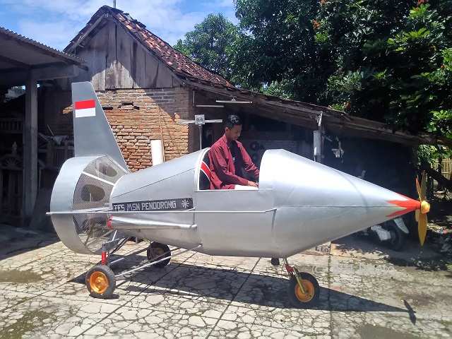 BERITA TERPOPULER : Pesawat Rakitan Buatan Montir di Sukoharjo Hingga Banjir Solo