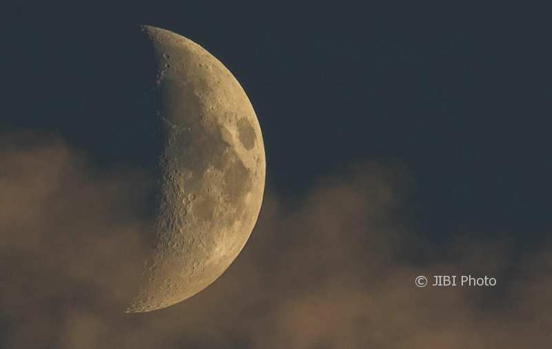 Pengin Lihat Gerhana Bulan Sebagian? Catat Jamnya