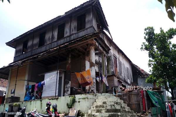 Bangunan yang terletak Kampung Bojongsalaman RT 003/RW 008, Kecamatan Semarang Barat, Kota Semarang, diyakini merupakan peninggalan Raja Gula Asia, Oei Thiong Ham. (JIBI/Semarangpos.com/Imam Yuda S.)