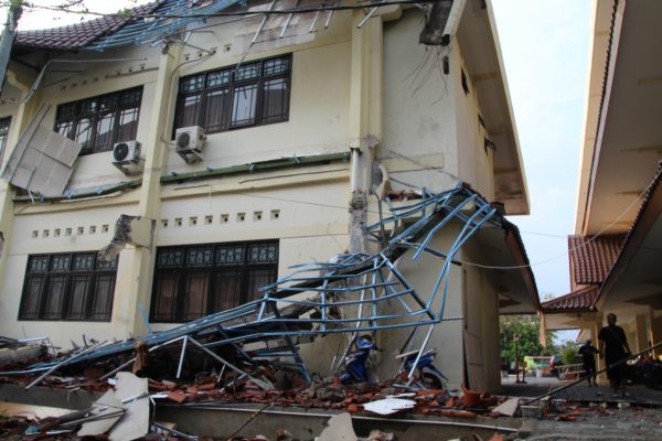 Konsol Runtuh, Pelaksana Proyek Gedung Disdukcapil Klaten Masuk Daftar Hitam?