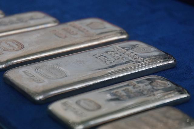 Cetakan UBS Turun, Simak Harga Emas Pegadaian Selasa, 31 Agustus 2021