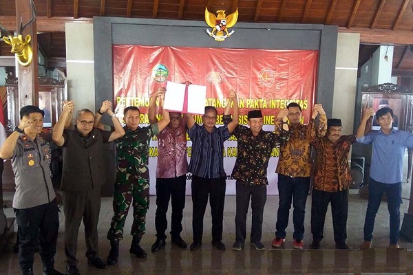 2 Tahun Tak Akur, Angkutan Online & Konvensional Stasiun Purwokerto Damai