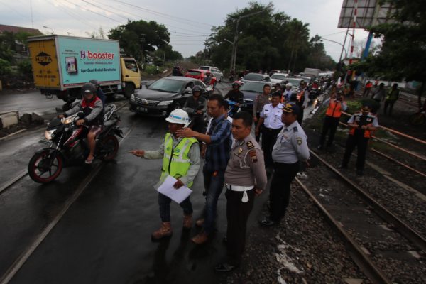 Flyover Purwosari Solo: Disepakati, Ini Jalur Pengalihan Truk dan Bus AKAP dari Wonogiri