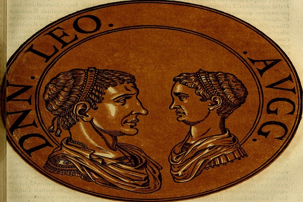 Ilustrasi Leo II (kanan) dengan kakeknya, Leo I. (Wikimedia.org)