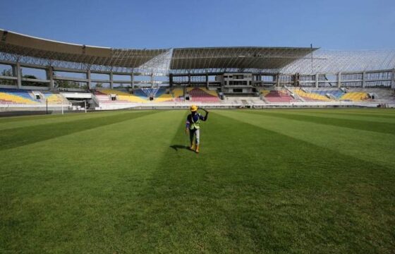 Rumput Stadion Manahan Solo. (Nicolous Irawan/Solopos)