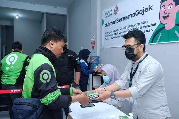 Ojek Online Soloraya Tetap Jalan Meski Terancam Corona, Ada Trik Jaga Kesehatan?