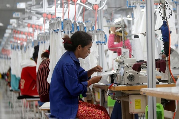 Tak Kerja Gaji Buruh Odp Corona Harus Dibayar Penuh