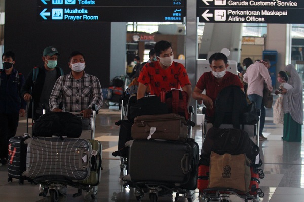 Tanpa Dasar Ilmiah, Pelonggaran PSBB Diduga Demi Menuruti Keinginan Jokowi