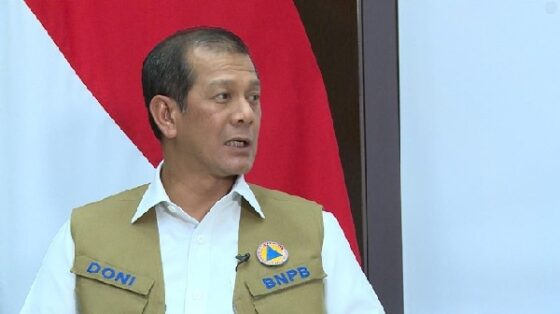 kerja di luar rumah covid-19 indonesia, se pembatasan perjalanan usia di bawah 45 beraktivitas, psbb dicabut