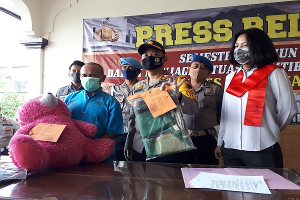 Bejat! Guru Olahraga Cabuli Murid hingga Hamil di Karanganyar