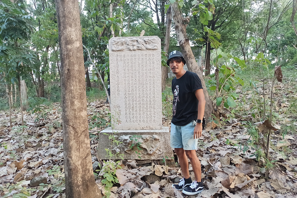Hiii... Prasasti China Berumur Seabad di Kebun Jati Semarang Ini Berisi Kutukan