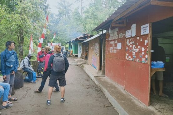 Booking Gunung Lawu sampah pendaki