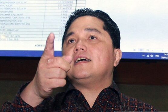erick thohir persis solo Menteri BUMN sekaligus Ketua Pelaksana Komite Penanganan Covid dan Pemulihan Ekonomi Nasional (PCPEN) Erick Thohir. (Antara-Muhammad Iqbal)