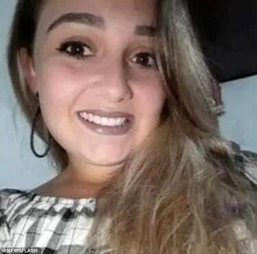 Flavia Godinho Mafra yang dibunuh dan diambil oleh bayinya. (Surat harian)