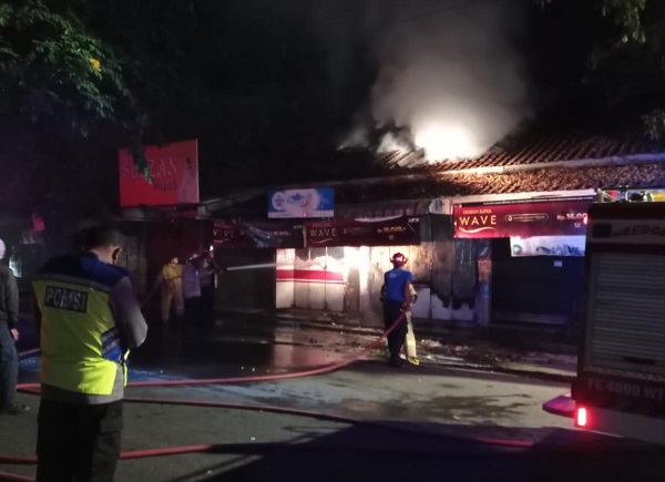 Kios Barat Lapangan Sunggingan Boyolali Terbakar, Kerugian Sekitar Rp100 Juta