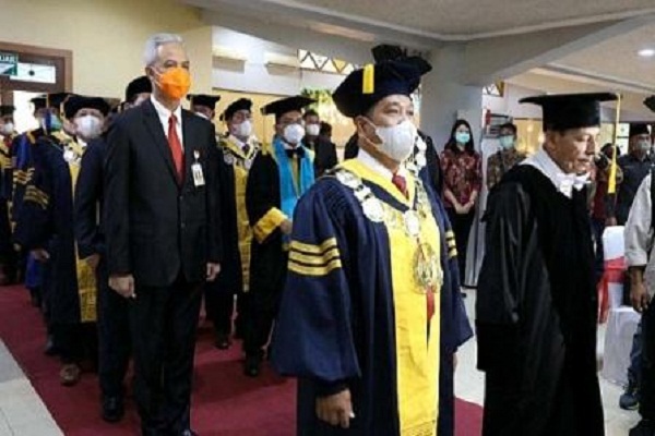 Unnes Sematkan Gelar Honoris Causa Untuk Habib Luthfi Solopos Com