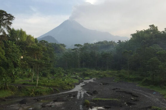 Gunung Merapi (Harianjogja- Gigih Hanafi) Dusun