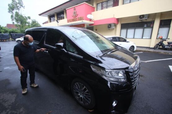 penembakan mobil duniatex solo pemilik
