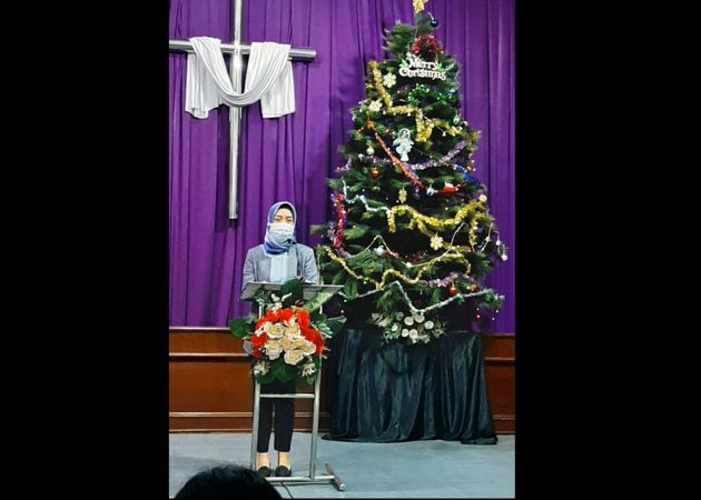 Kunjungi Gereja Solo, Anggota DPR Eva Yuliana Minta Ini Ke Polisi