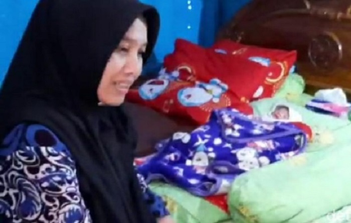 Aneh! Tak Ada Tanda-Tanda Hamil, Wanita Ini Melahirkan di Kamar Mandi