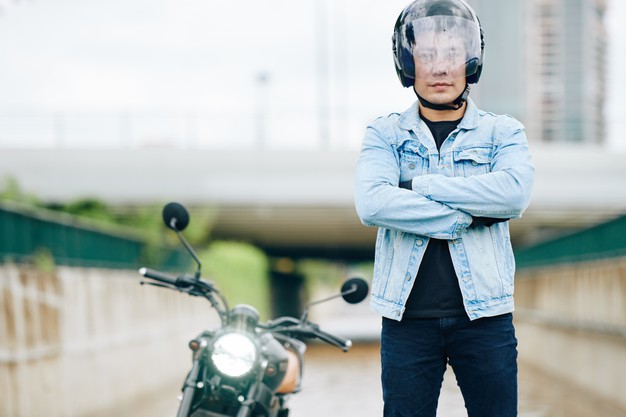 Keren! Inilah 5 Daerah di Jateng yang Warganya Disiplin Pakai Helm, Solo Termasuk?