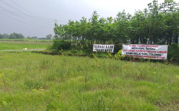 Pembayaran Uang Ganti Rugi Tol Solo-Jogja Sudah Berlangsung, Spanduk Protes Malah Muncul di Karanganom Klaten
