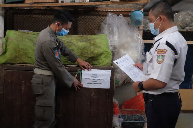 Langgar Prokes, 49 Lapak Pedagang Pasar Solo Kena Sanksi Penutupan Sementara