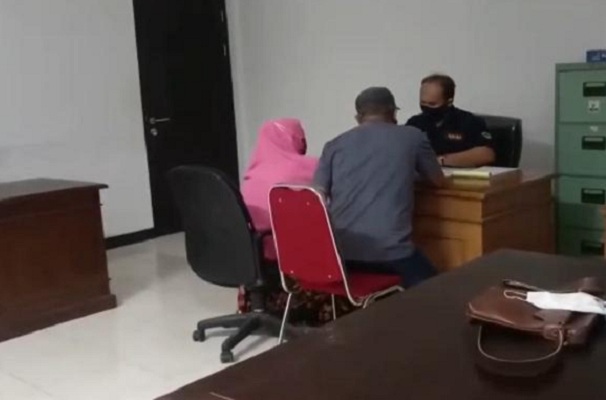 Lagi Asyik di Kamar Hotel, 5 Pasangan ini Digerebek Satpol PP Madiun