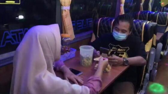 ngabuburit bus wonogiri