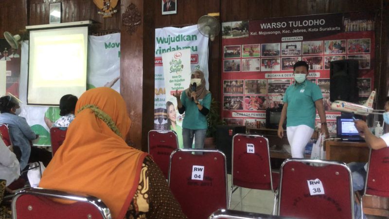 Ibu-Ibu Mojosongo Solo Ini Ungkap Alasannya Gabung Jadi Duta Sasa Santan, Ternyata...